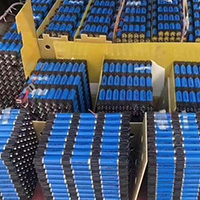 ㊣霸州王庄子高价磷酸电池回收㊣二手电瓶回收多少钱㊣收废弃新能源电池